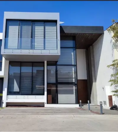 Casa de 165 m² de superficie total