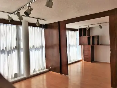 Departamento con uso de suelo, adaptado para oficinas