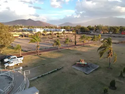 Terreno en renta en Tlajomulco de Zúñiga - foto 4