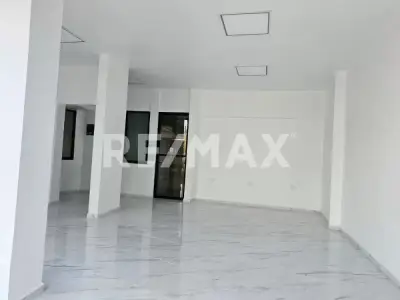 Local comercial en renta en Centro - foto 5