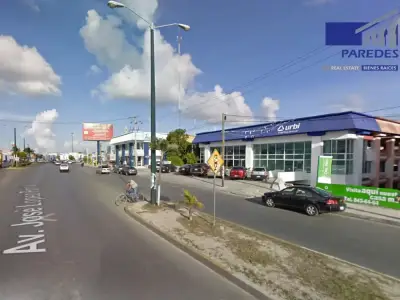 Local comercial en venta en Cancun - foto 2