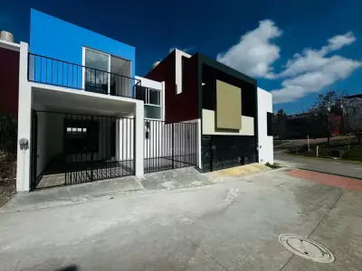 Casa en venta en Emiliano Zapata - foto 3