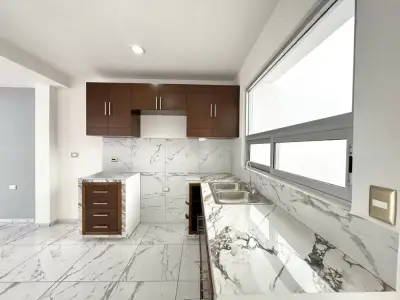 Casa en venta/recamara en planta baja/ en fracc. Privado