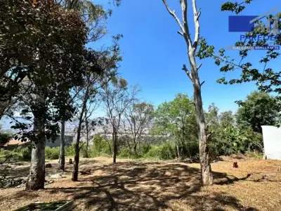T514 venta de terreno 1000 m2 a 1 cuadra de la uvaq Morelia