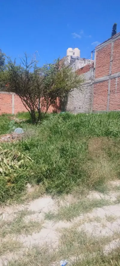 Vendo terreno 200 metros