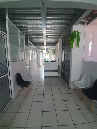 - oficinas comerciales cerca de mundo e -