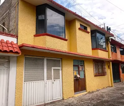 Casa en venta en Gustavo A Madero - foto 2