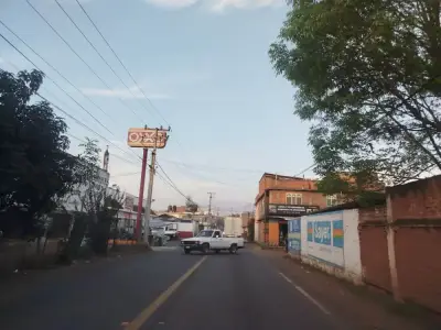 Excelente terreno a bordo de carretera en Pátzcuaro michoacá