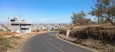 Dos hectáreas en venta sobre carretera en Morelia
