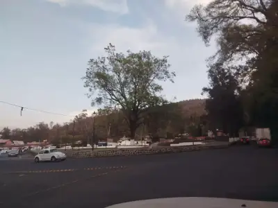 Terreno en venta en Pátzcuaro - foto 2