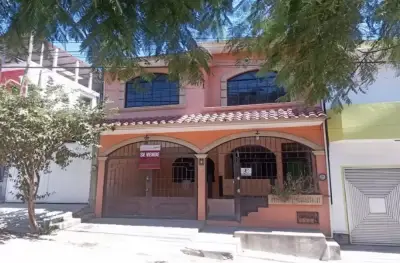 Remato casa en dos niveles en tuxtla gutierrez, Chiapas.