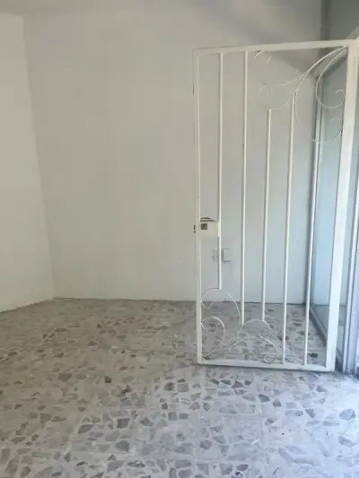Local comercial en renta en Guadalajara - foto 4
