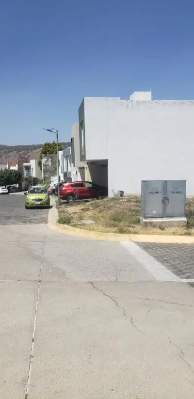 Terreno en venta en Tlajomulco de Zúñiga - foto 2