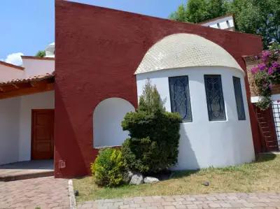 Casa de lujo en el fraccionamiento puerta de hierro en renta