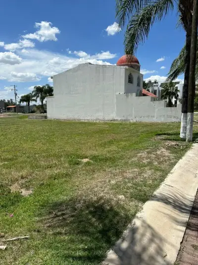 Terreno en venta en Tlajomulco de Zúñiga - foto 2