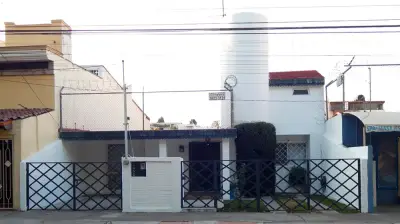 Casa en venta en Zapopan - foto 2