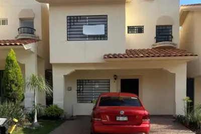 Remato casa en condominio, residencial alta california.