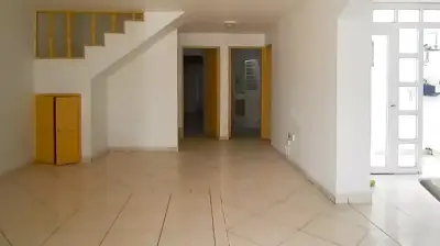Casa en venta en Guadalajara - foto 2