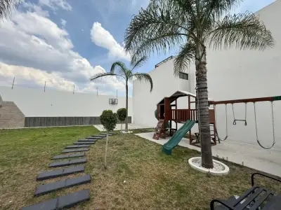 Muy cerca del Centro de Tlaxcala/ casa residencial en venta