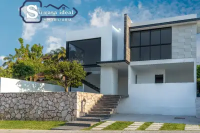Casa de ensueño en zona exclusiva! Lomas de cocoyoc