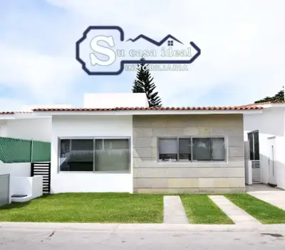 Hermosa en venta dentro de lomas de cocoyoc