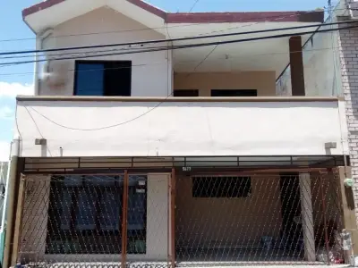 Casa renta amueblada Monterrey cumbres valle verde 2do sec