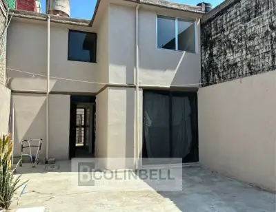Casa amplia y bonita en renta ubicado en plazas