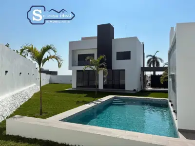 Excelente casa ubicada en oaxtepec dentro de un fracc