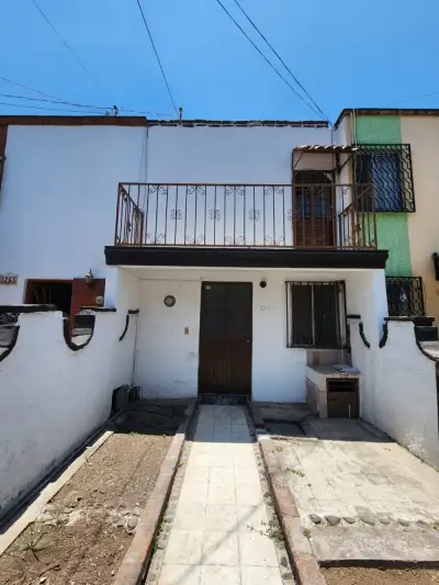 Casa en venta en Zapopan - foto 2