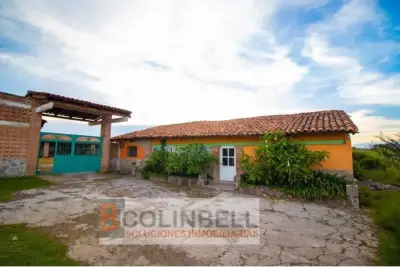 Casa en Villa del Carbón $5.7m | 2,422m² terreno