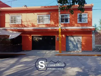 🔰bonita casa con jardín y dos locales comerciales