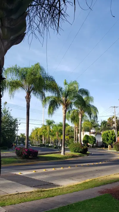 Hermosa residencia en fracc. Casa fuerte ¡seguridad y ubicac