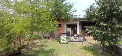 🔰se vende terreno con pequeña construcción 🏗️