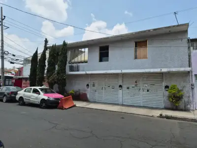 Casa en venta en Nezahualcóyotl