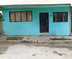 Casa en colonia cruz con casitas
