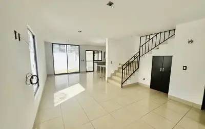 Casa en renta en León - foto 2