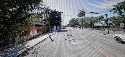 Terreno localizado en av. Pérez ponce