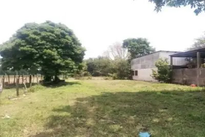 Terreno en venta en Centro - foto 4