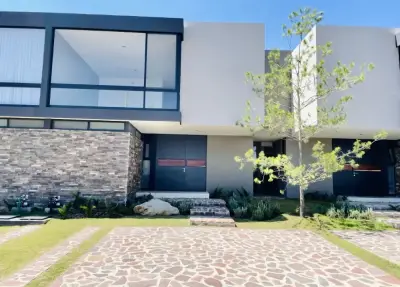 Casa en venta en la campiña del bosque