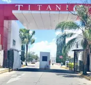 Casa totalmente amueblada en renta en titanio residencial |