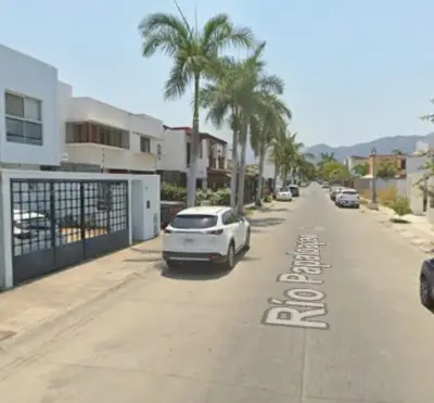 Casa en venta en Puerto Vallarta - foto 2