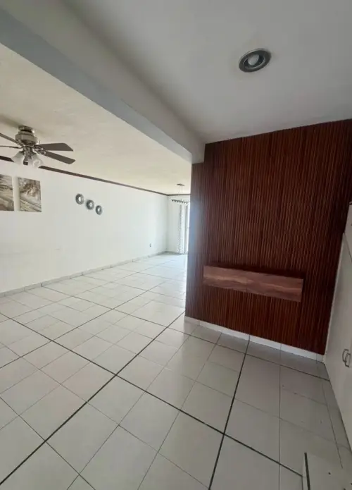 Casa en venta en León - foto 2