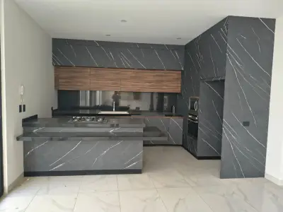Casa en venta en Aguascalientes - foto 2