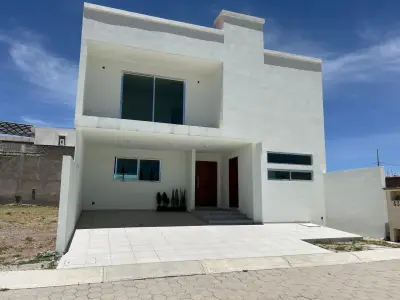 Casa en venta en Santa Cruz Tlaxcala - foto 2