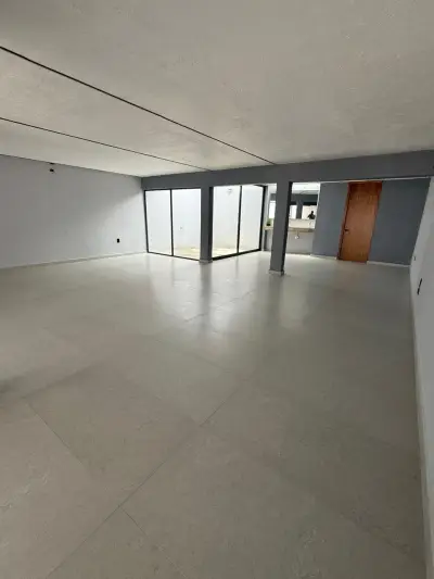 Local comercial en renta en Zapopan - foto 2