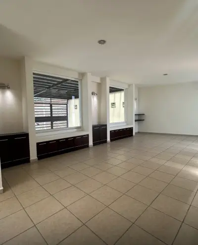 Casa en venta en León - foto 3