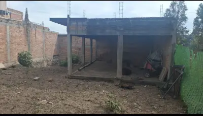 Terreno en venta en El Salto - foto 2