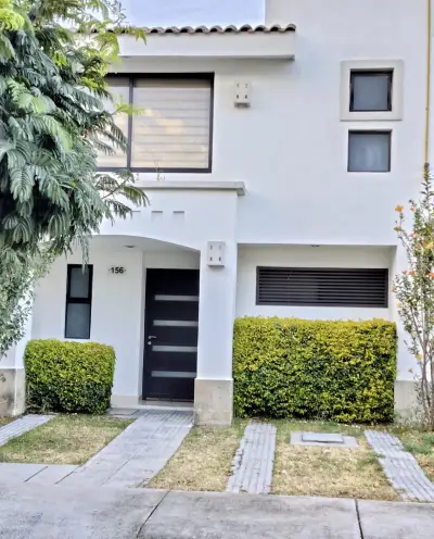 Bonita casa en venta en el cielo residencial i | alberca y c