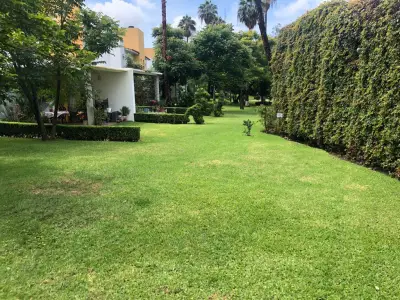 Casa en venta en Cuernavaca - foto 2