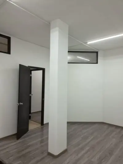 Local comercial en renta en León - foto 4